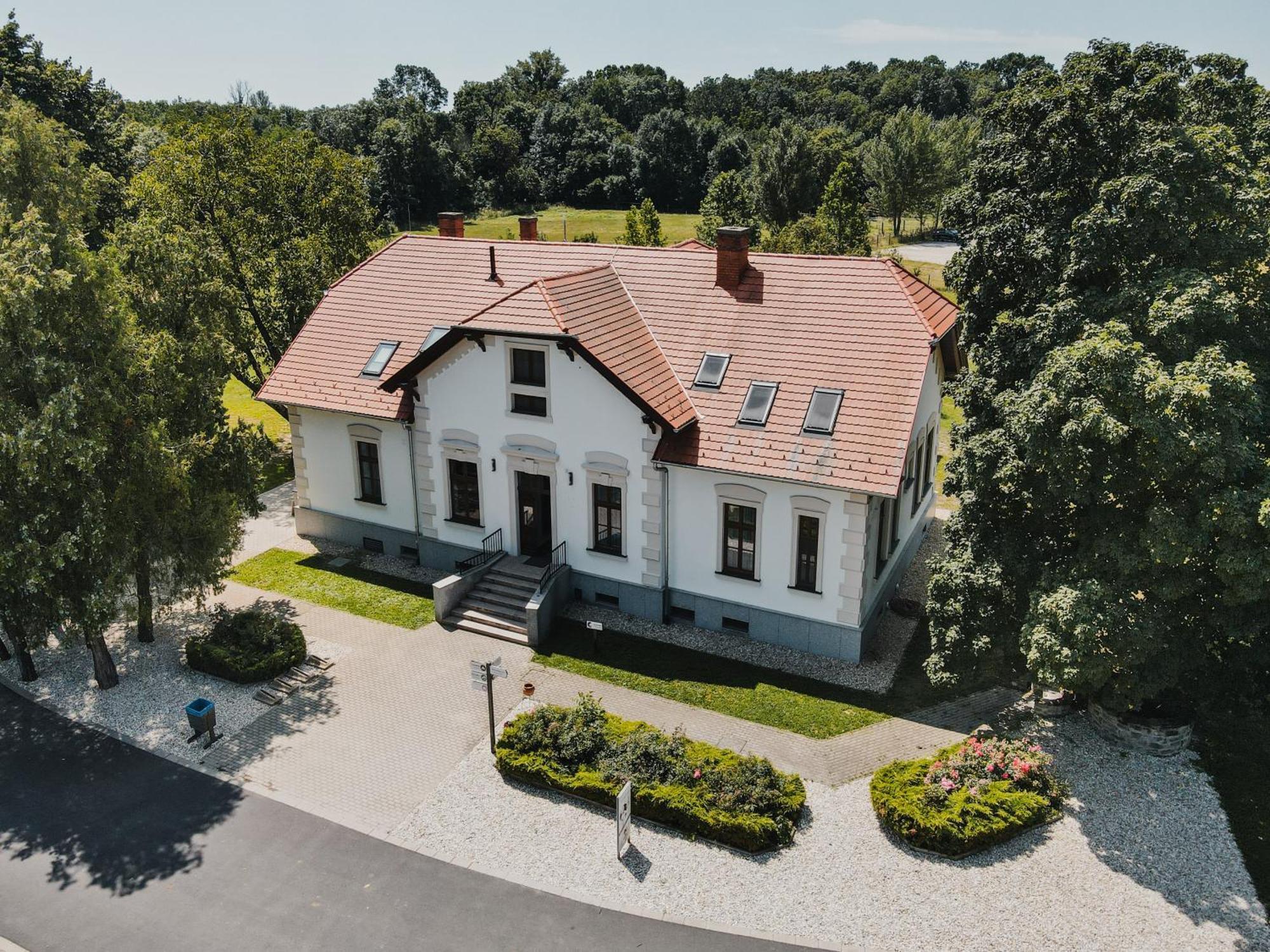 Hotel Vadkert Major Sárvár Exterior foto